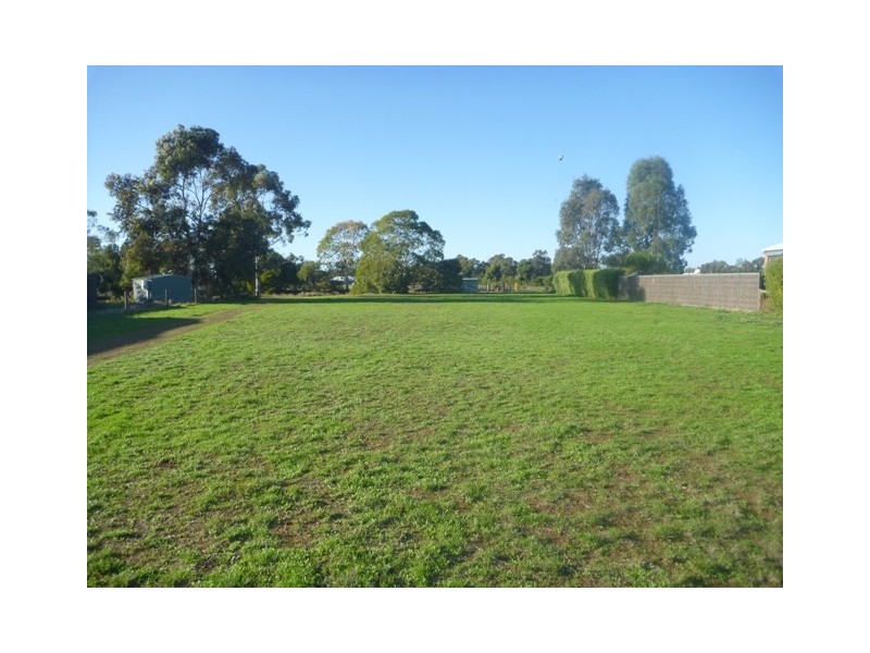 4 Silver Gum Place, Moama NSW 2731