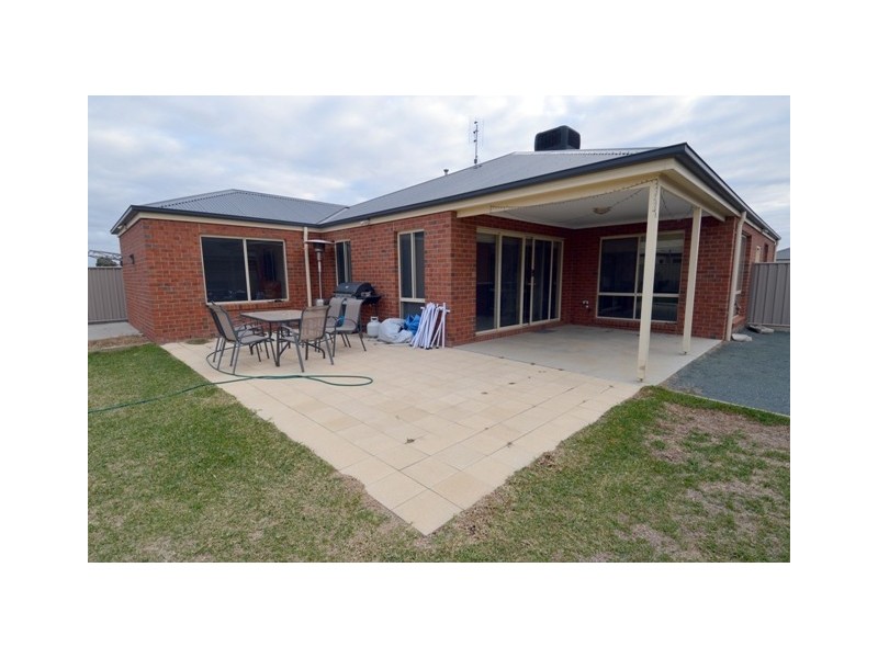 6 Howell Drive, Echuca VIC 3564