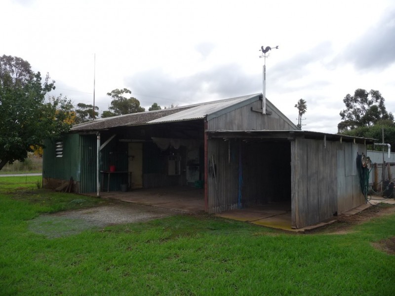 727 Bamawm Hall Road, Bamawm VIC 3561