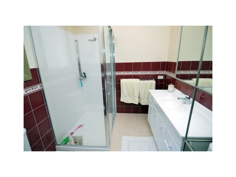 14 Victoria Place, Echuca VIC 3564