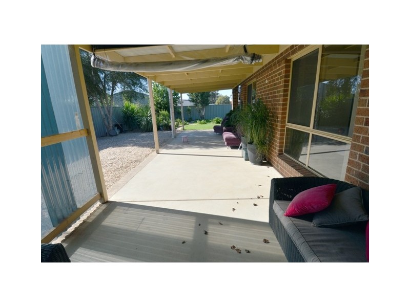 14 Victoria Place, Echuca VIC 3564