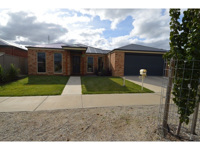 15 Lynch Drive, Echuca VIC 3564