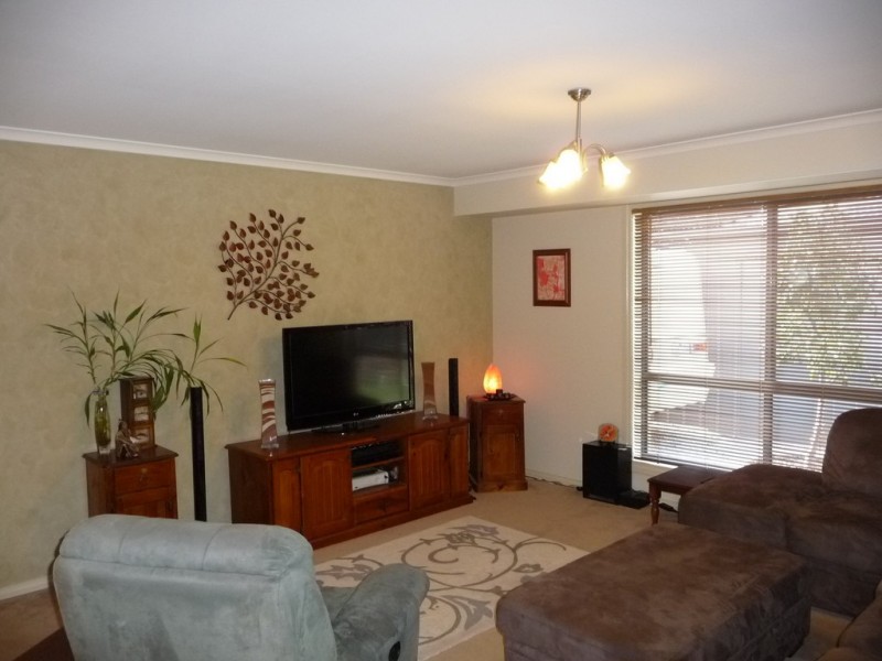 38 Glencoe Boulevard, Moama NSW 2731