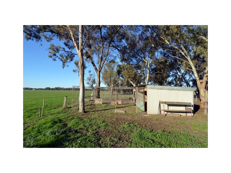 8652 Northern Hwy, Echuca VIC 3564