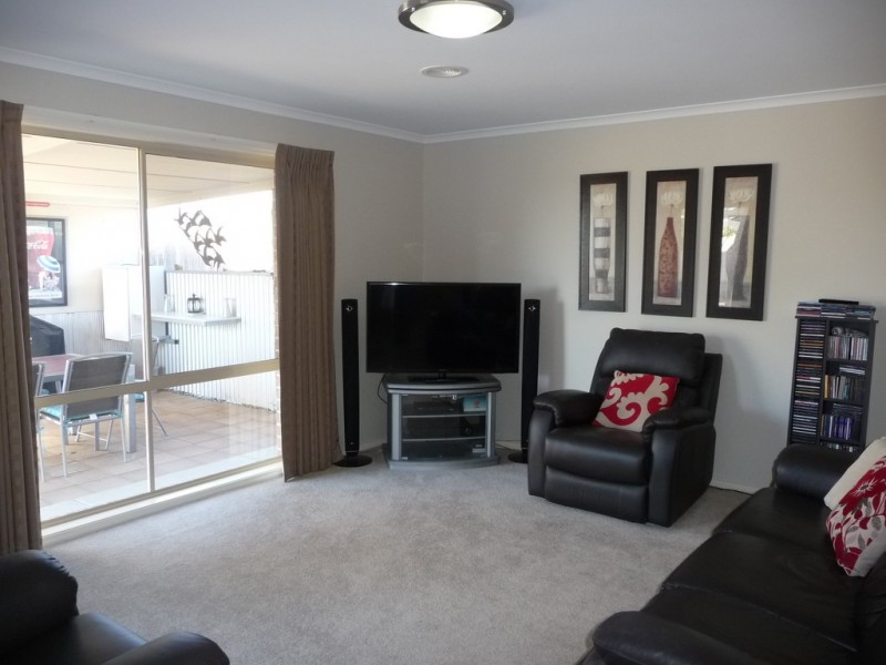 24 McLachlan Rd, Echuca VIC 3564