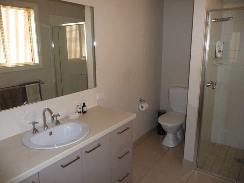 24 McLachlan Rd, Echuca VIC 3564