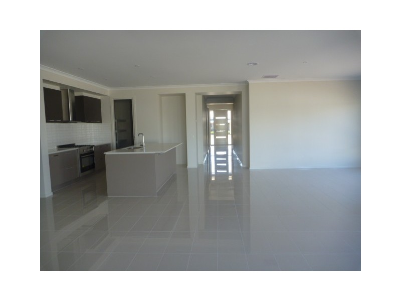 16 Forfar Drive MOAMA   via, Echuca VIC 3564