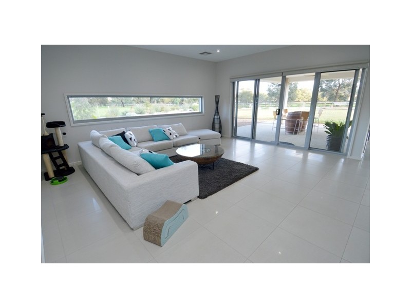 4 Pinot Court, Moama NSW 2731