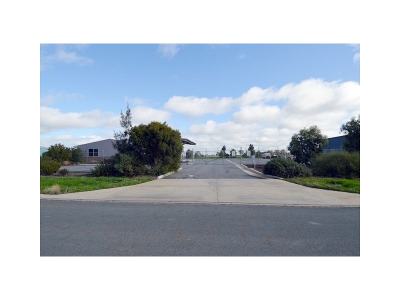 26 McCulloch Drive, Moama NSW 2731