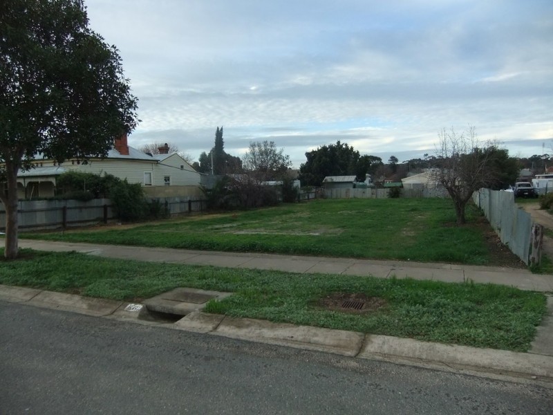 56 Canterbury Street, St Arnaud VIC 3478