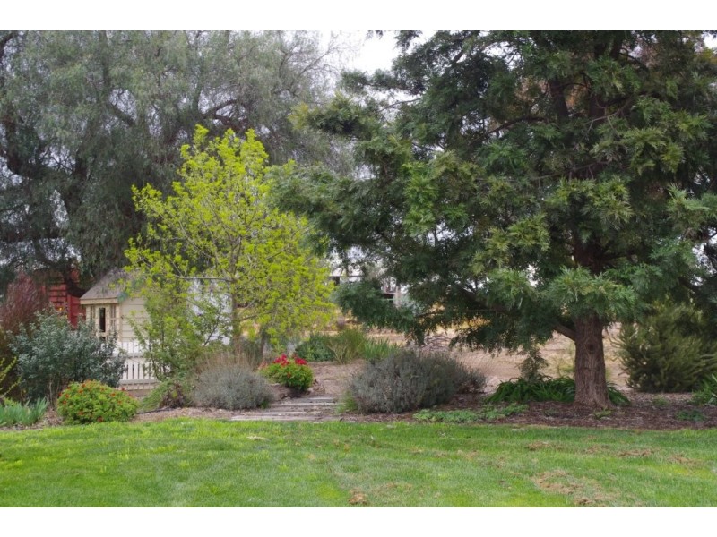 2889 Perricoota Road, Moama NSW 2731