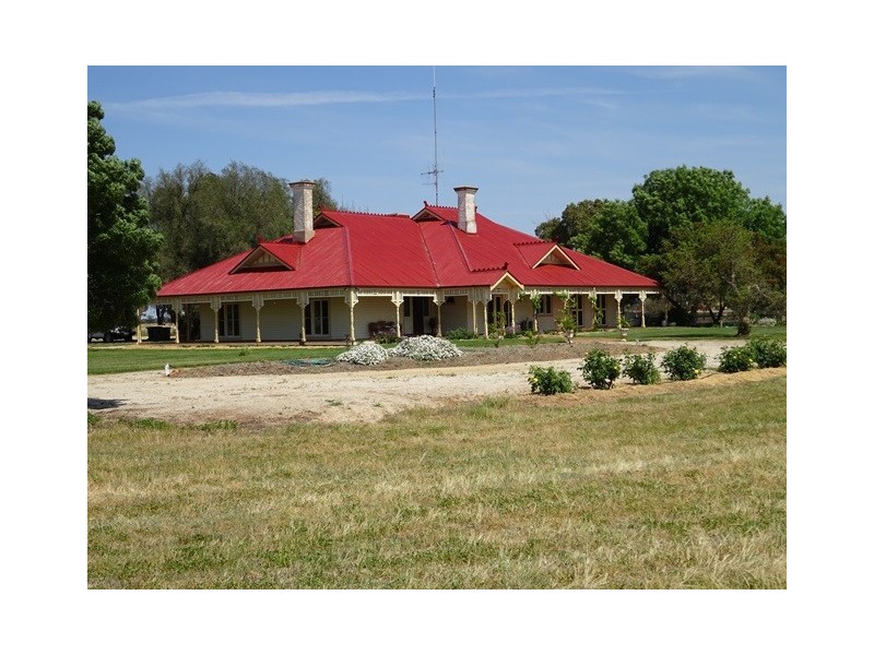 2889 Perricoota Road, Moama NSW 2731
