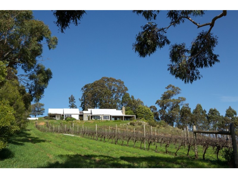 129 Yurittas Road, Caveat VIC 3660