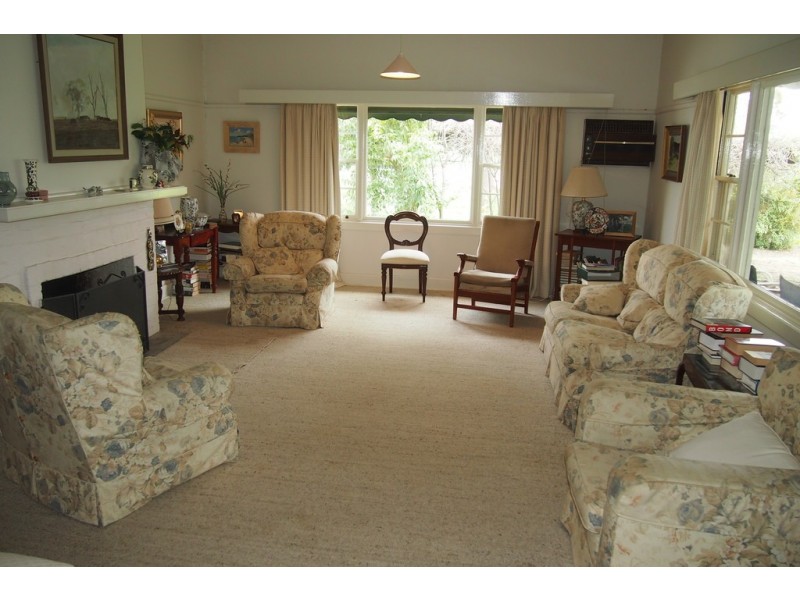 1586 Glenrowan Boweya Road, Taminick VIC 3675