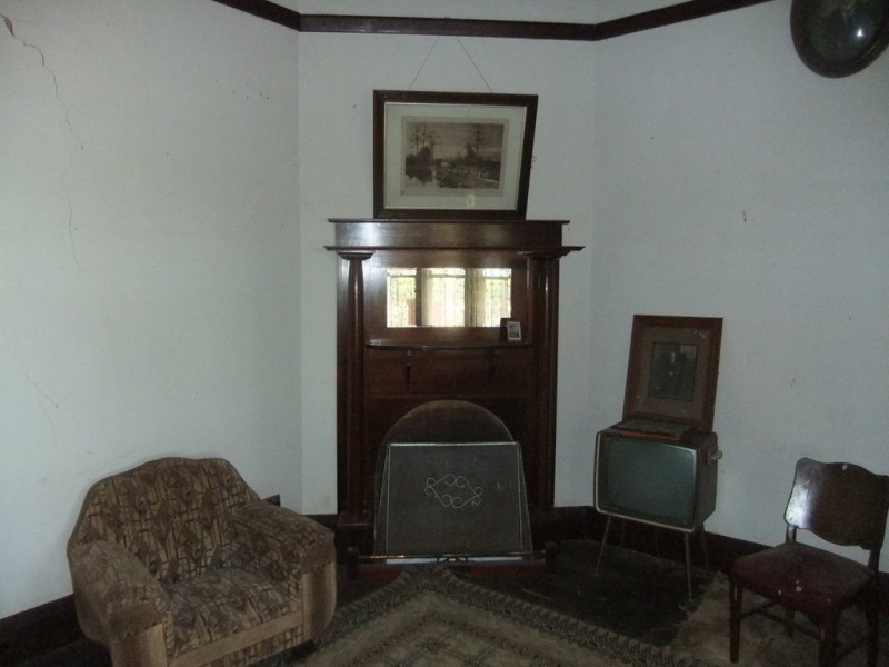 - Maldon Road, Eddington VIC 3472