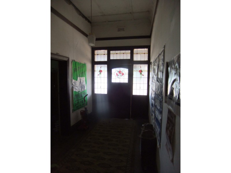 - Maldon Road, Eddington VIC 3472