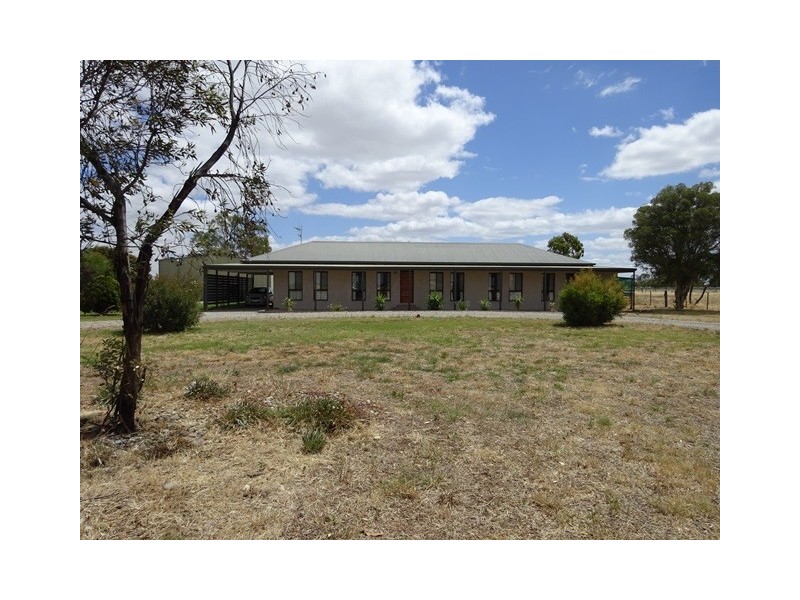 … Cnr Rowe Road and McDonald Road, Echuca VIC 3564