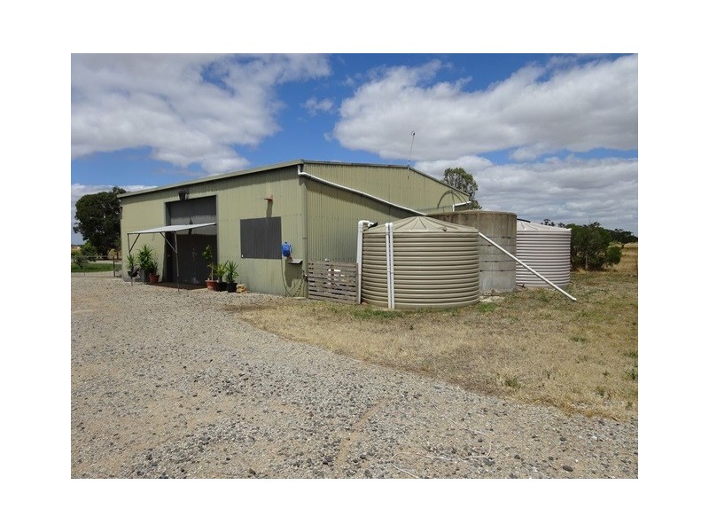… Cnr Rowe Road and McDonald Road, Echuca VIC 3564