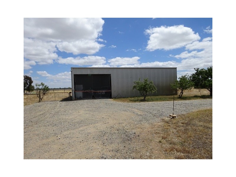 … Cnr Rowe Road and McDonald Road, Echuca VIC 3564