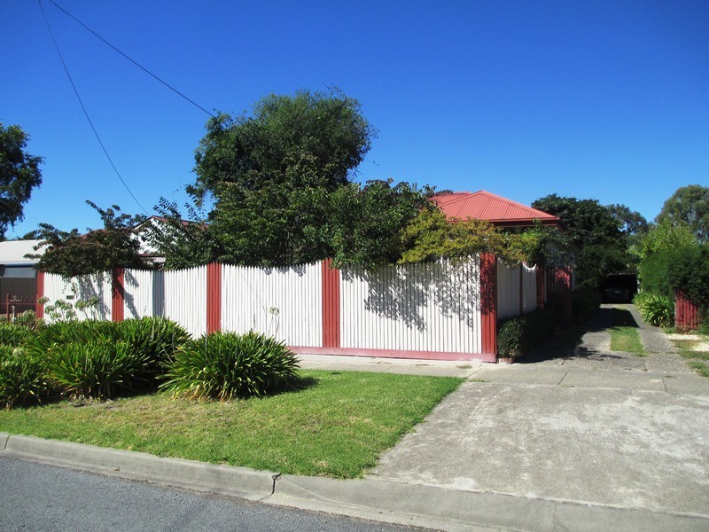 22 McKenzie St, Alexandra VIC 3714