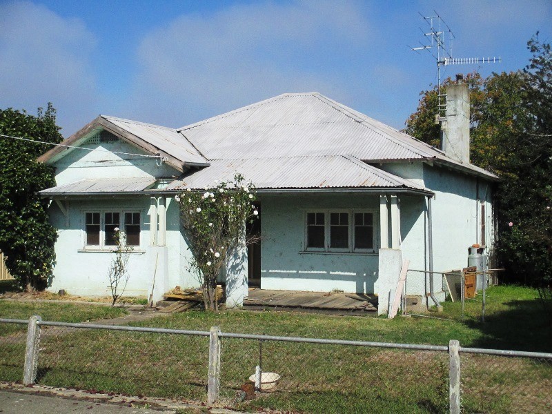 42 Shamrock St, Alexandra VIC 3714