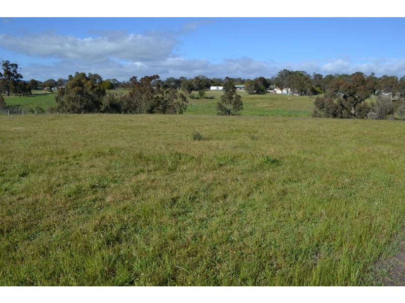 75 West Road, Pyalong VIC 3521