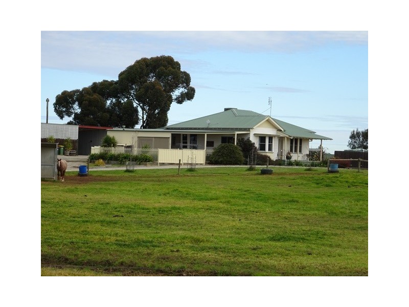 1077 Castles Road, Koyuga VIC 3622