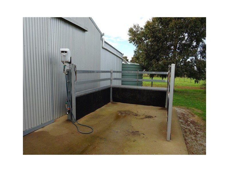 1077 Castles Road, Koyuga VIC 3622