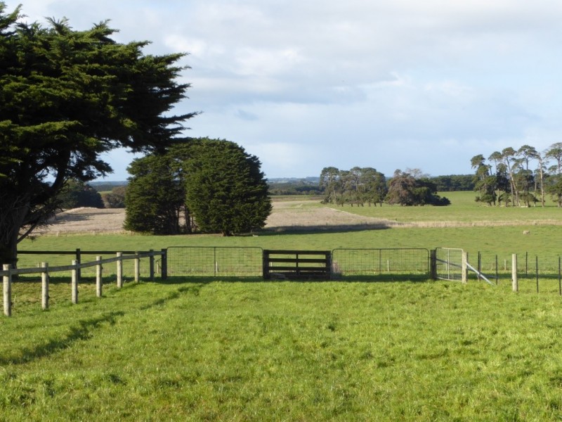 300 O’Sullivans Road, Warrnambool VIC 3280