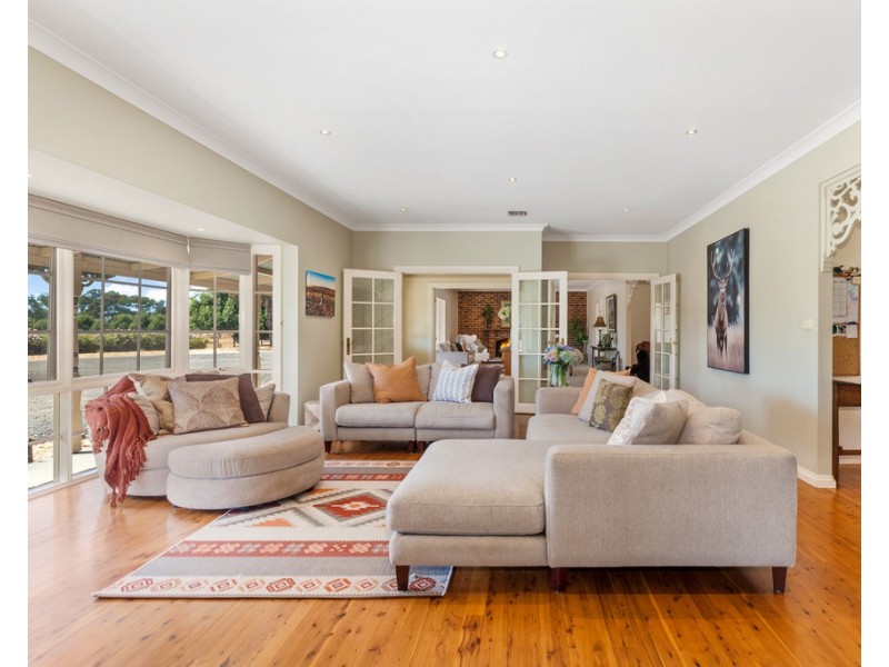 7 Kurkurac Court, High Camp VIC 3764