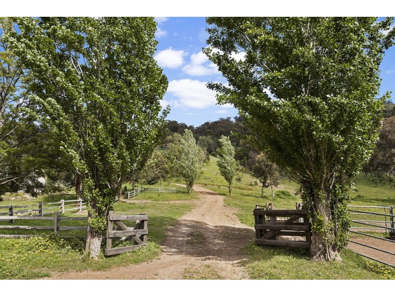 8301 Goulburn Valley Hwy, Trawool VIC 3660