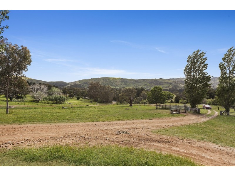 8301 Goulburn Valley Hwy, Trawool VIC 3660