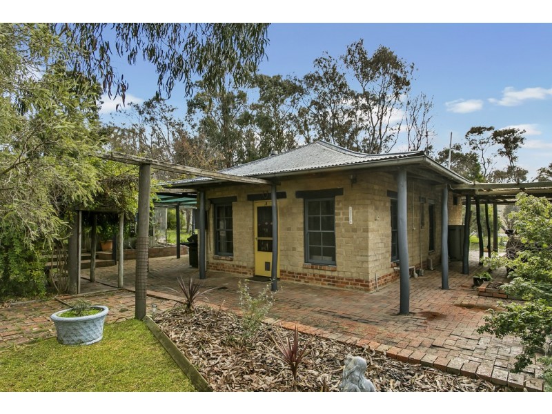 155 West Road, Pyalong VIC 3521