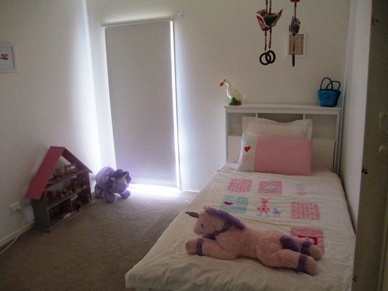 37 PENDLEBURY STREET, Alexandra VIC 3714