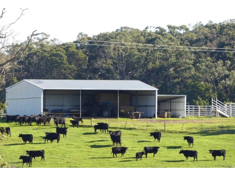 400 (CA’s 8 and 8A ) East Greenwald Road, Greenwald VIC 3304