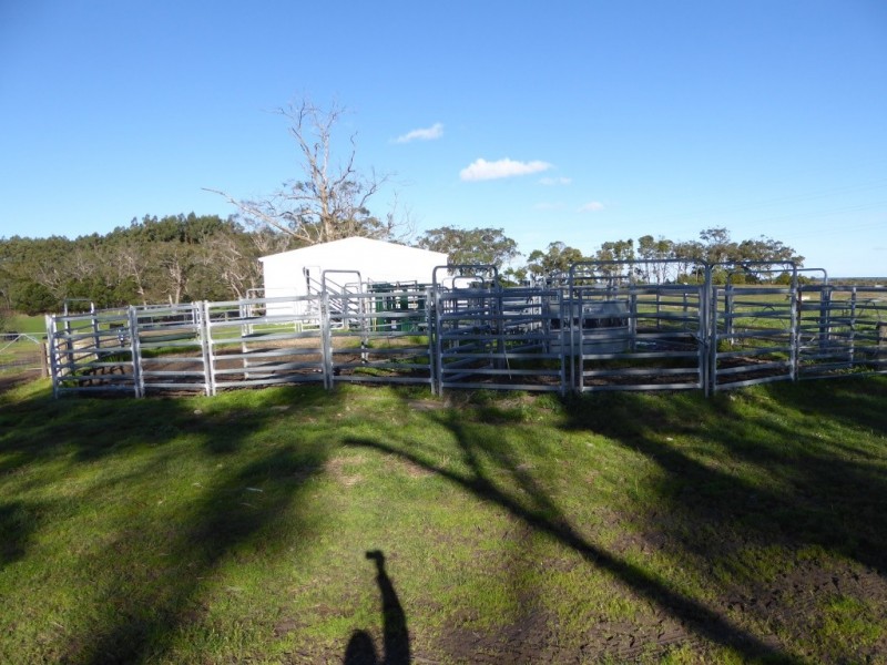 400 (CA’s 8 and 8A ) East Greenwald Road, Greenwald VIC 3304