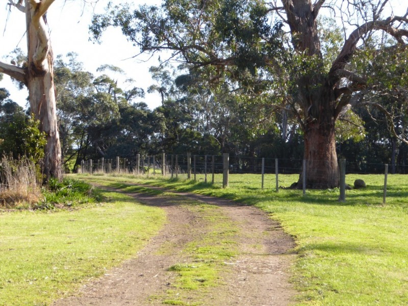 400 (CA’s 8 and 8A ) East Greenwald Road, Greenwald VIC 3304