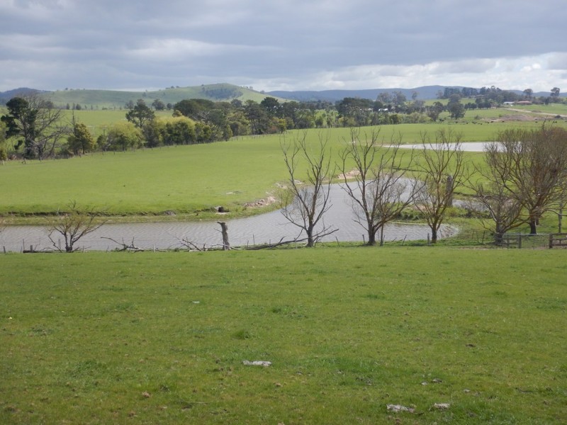 104-106 Bleases Lane, Yarra Glen VIC 3775