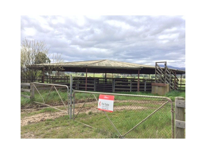 104-106 Bleases Lane, Yarra Glen VIC 3775