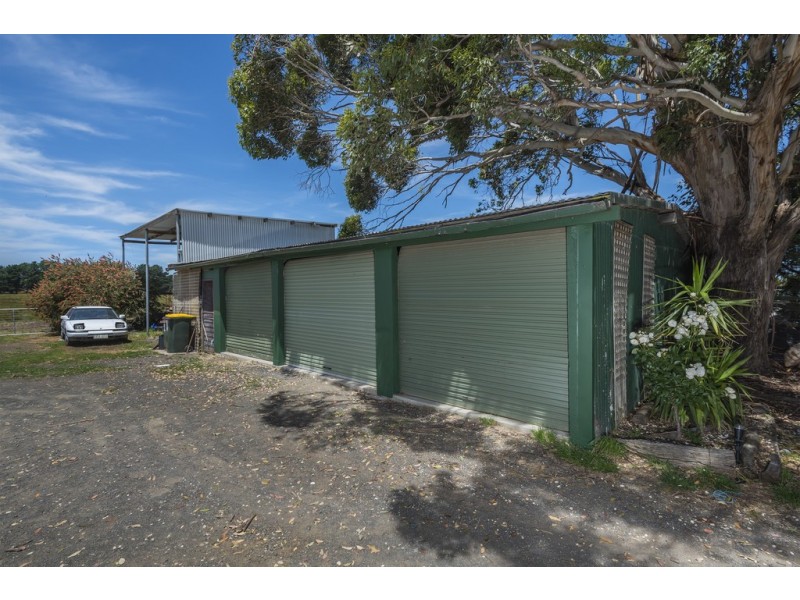 258 Tooborac Road, Lancefield VIC 3435