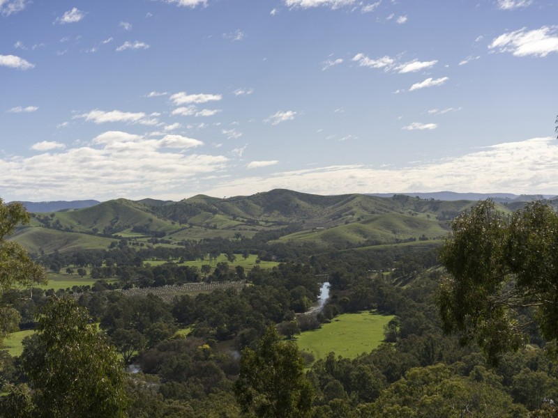 159 Halls Flat Road, Alexandra VIC 3714