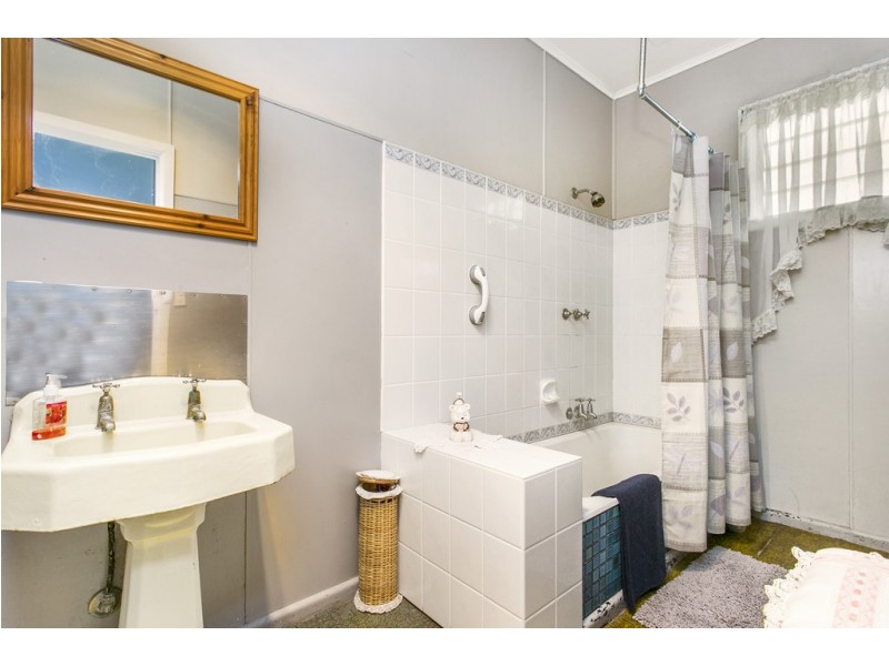 20-28 High Street, Pyalong VIC 3521