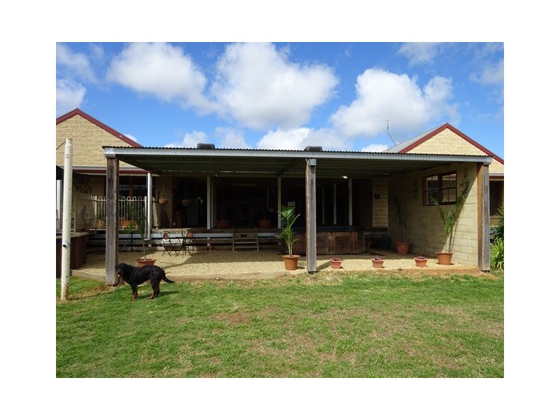 40 PAROO STREET, Echuca VIC 3564