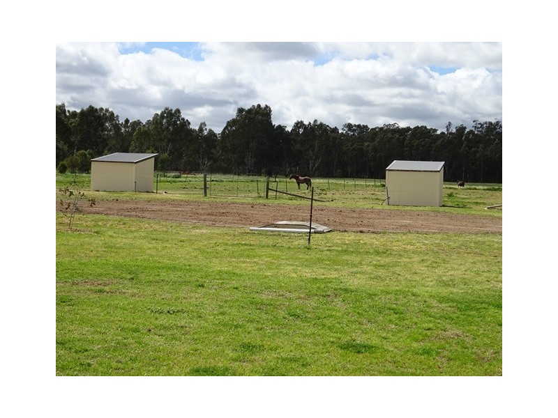 40 PAROO STREET, Echuca VIC 3564