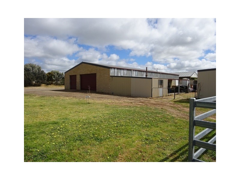 40 PAROO STREET, Echuca VIC 3564