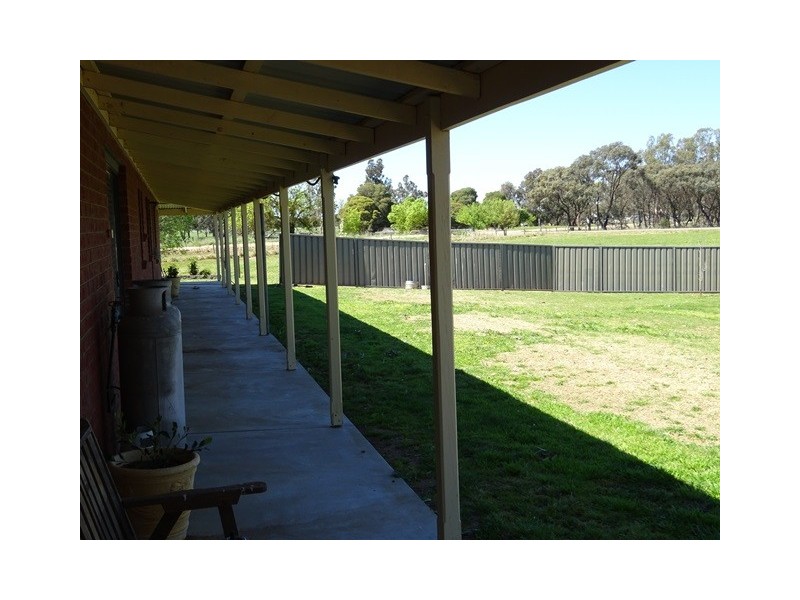 592 LOOKER ROAD, Echuca VIC 3564