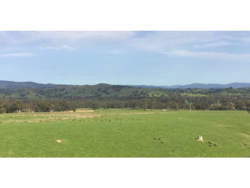 Part 325 Switzerland Road, Ghin Ghin VIC 3717