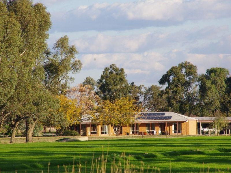 407 Waaia-Bearii Road, Waaia VIC 3637