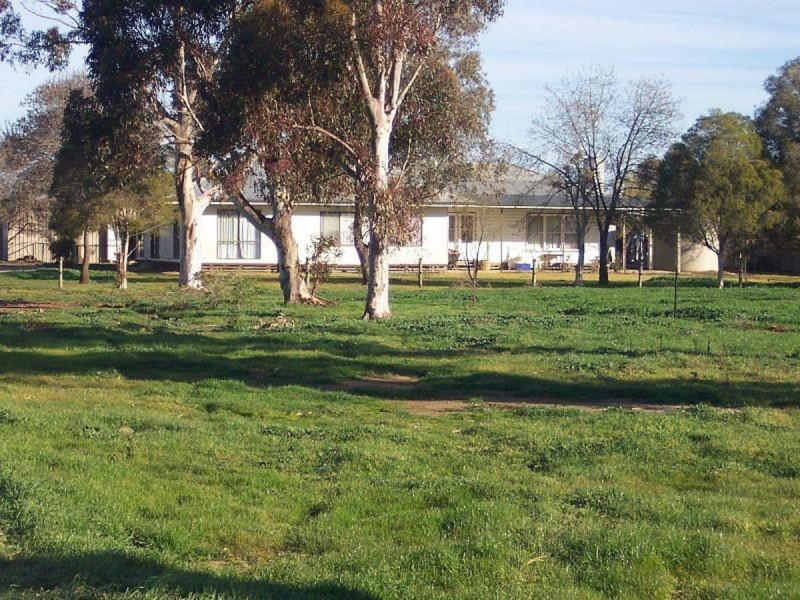 407 Waaia-Bearii Road, Waaia VIC 3637