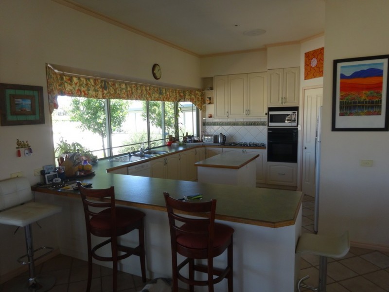 446 Perricoota Road, Moama NSW 2731